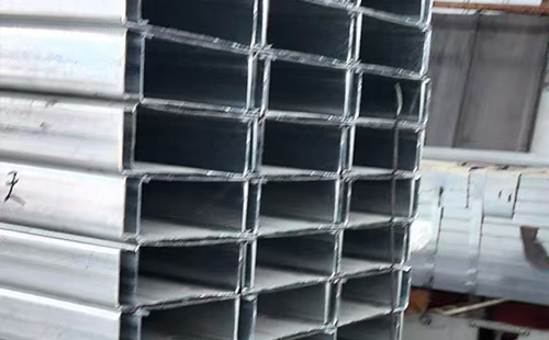 治多C型钢选型与在轻治多钢结构中的应用解析